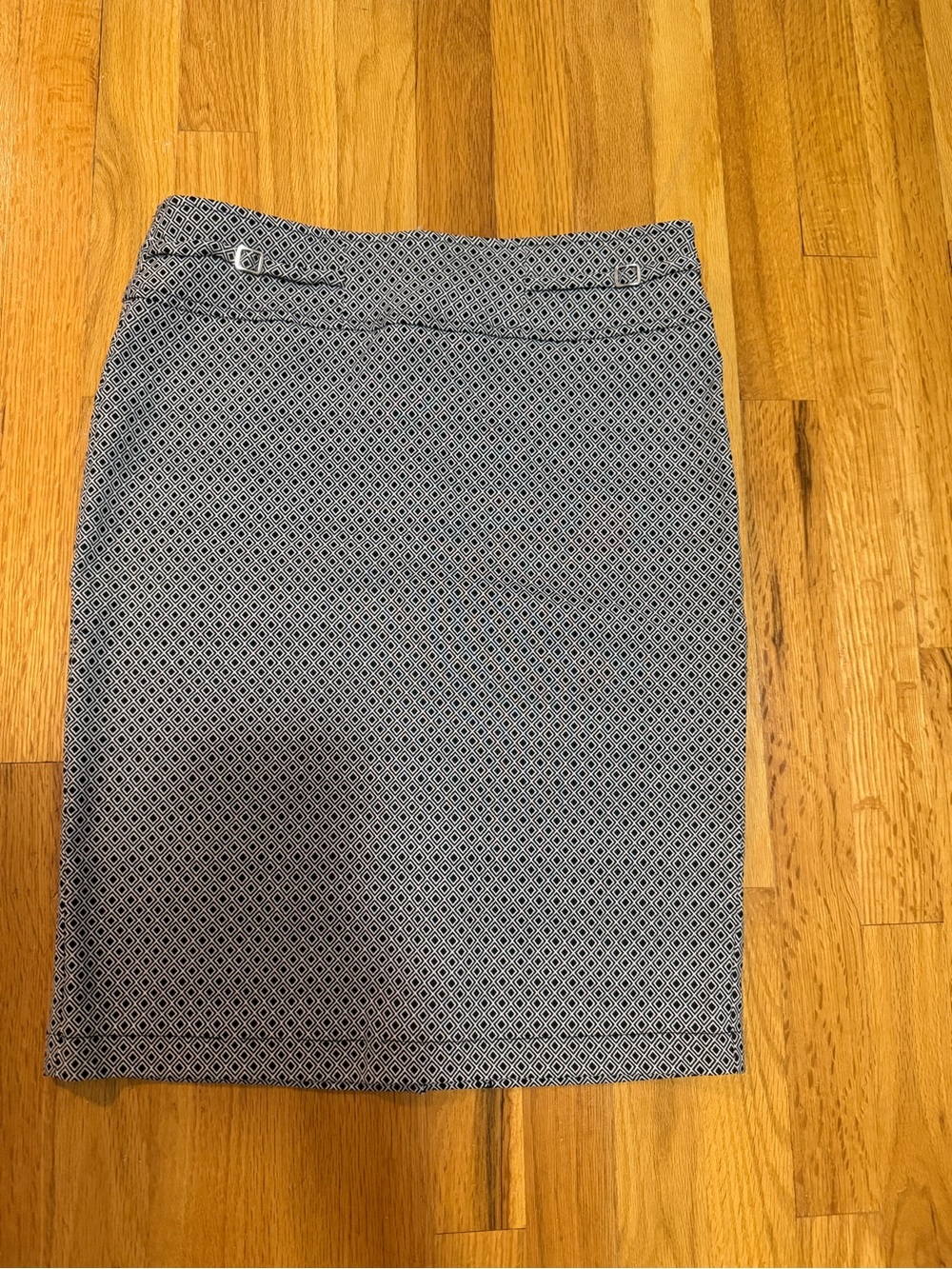 Soho Apparel black and White Geometric Pencil Skirt